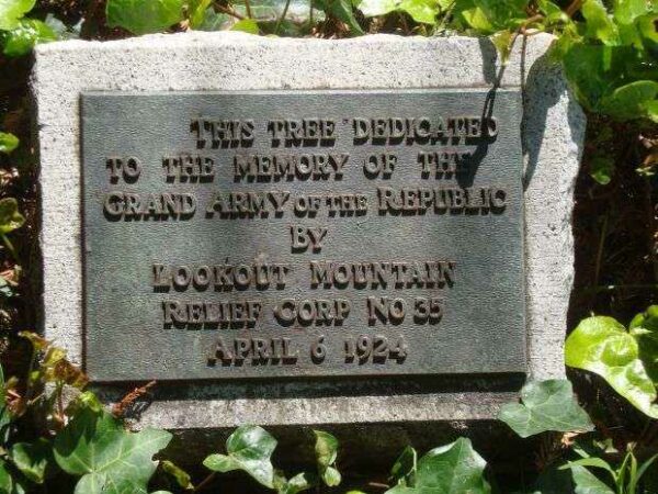 GRAND ARMY OF THE REPUBLIC MEMORIAL TREE PLAQUE