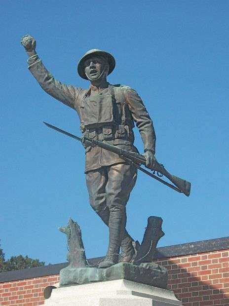 ALTON VETERANS MEMORIAL STATUE