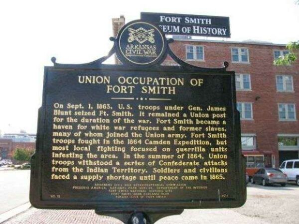 UNION OCCUPATION OF FORT SMITH MEMORIAL MARKER