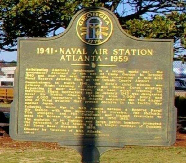 1941 NAVAL AIR STATION ATLANTA 1959 WAR MEMORIAL MARKER