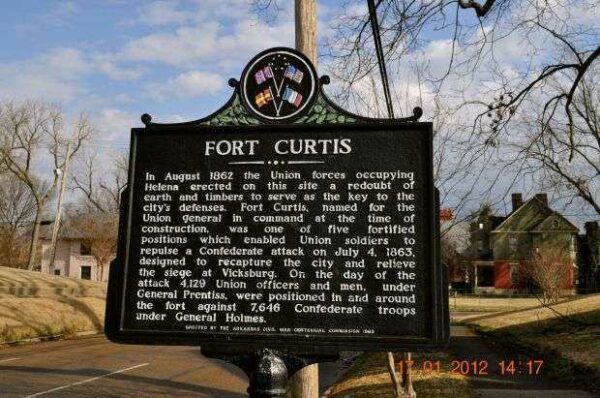 FORT CURTIS MEMORIAL MARKER