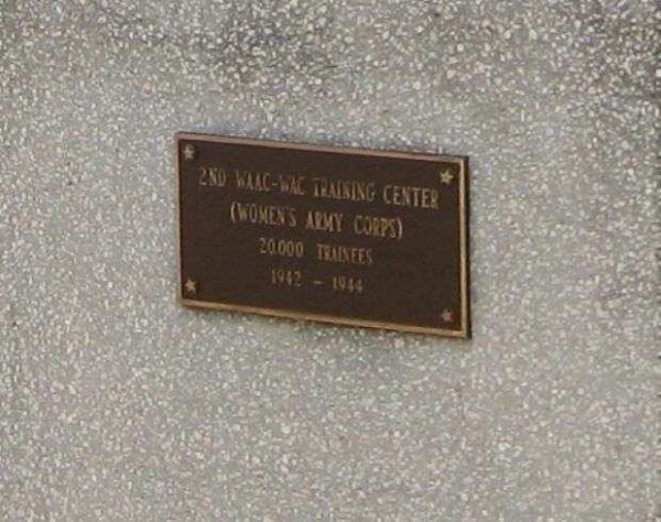 2ND WAAC-WAC TRAINING CENTER MEMORIAL PLAQUE