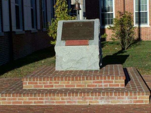 SUSSEX COUNTY WORLD WAR II MEMORIAL