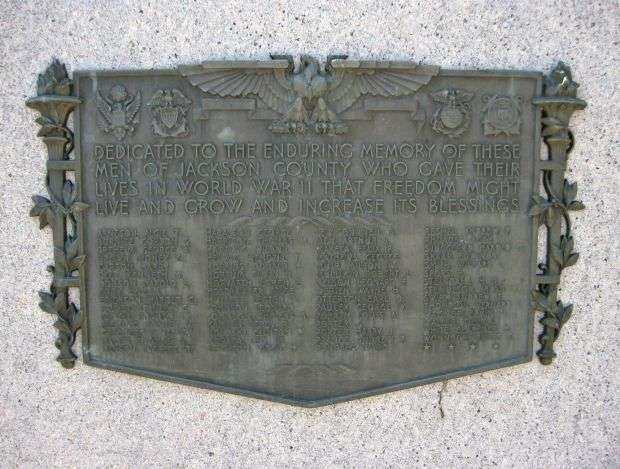JACKSON COUNTY WAR DEAD MEMORIAL PLAQUE A