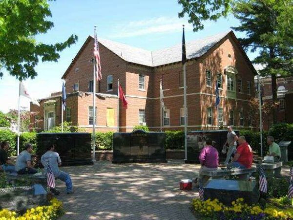 WARREN COUNTY VETERANS MEMORIAL