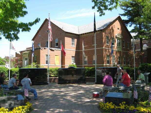 WARREN COUNTY VETERANS MEMORIAL