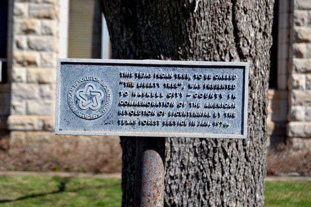 “THE LIBERTY TREE” OF HASKELL CITY MEMORIAL PLAQUE