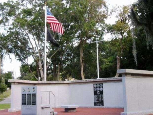 VETERAN’S MEMORIAL AT FOUNTAIN PARK