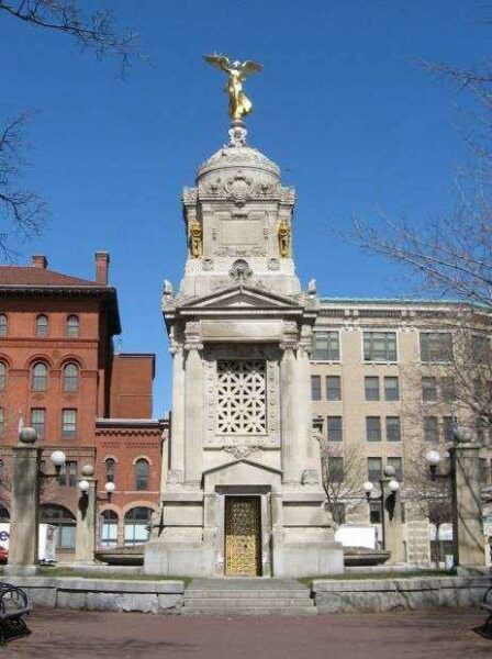 NEW BRITAIN SOLDIERS AND SAILORS MONUMENT