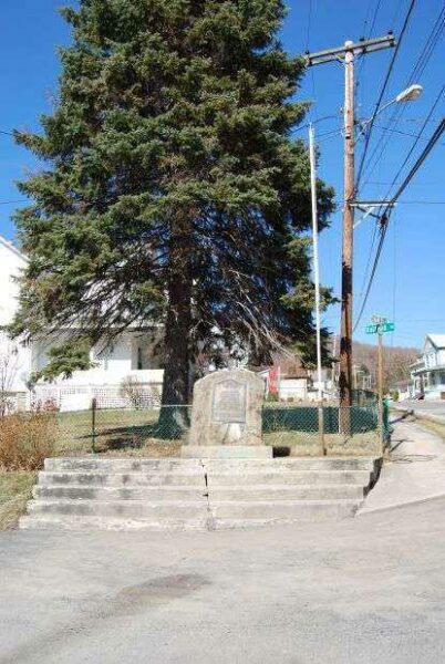 HOOVERSVILLE WAR VETERANS MEMORIAL