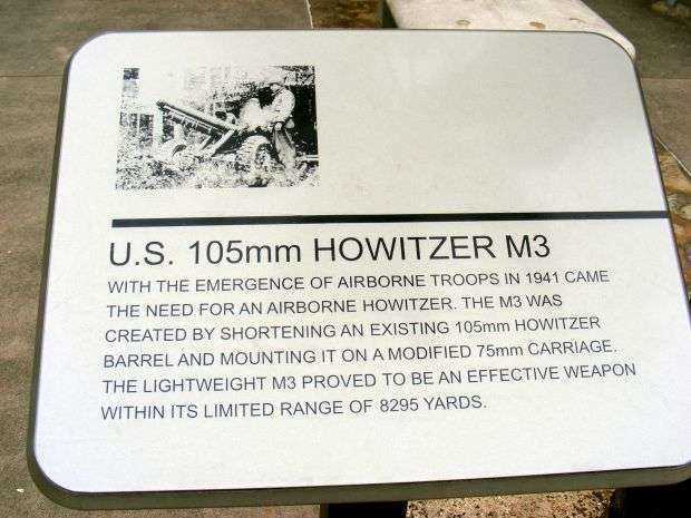 U.S. 105MM HOWITZER M3 WAR MEMORIAL PLAQUE