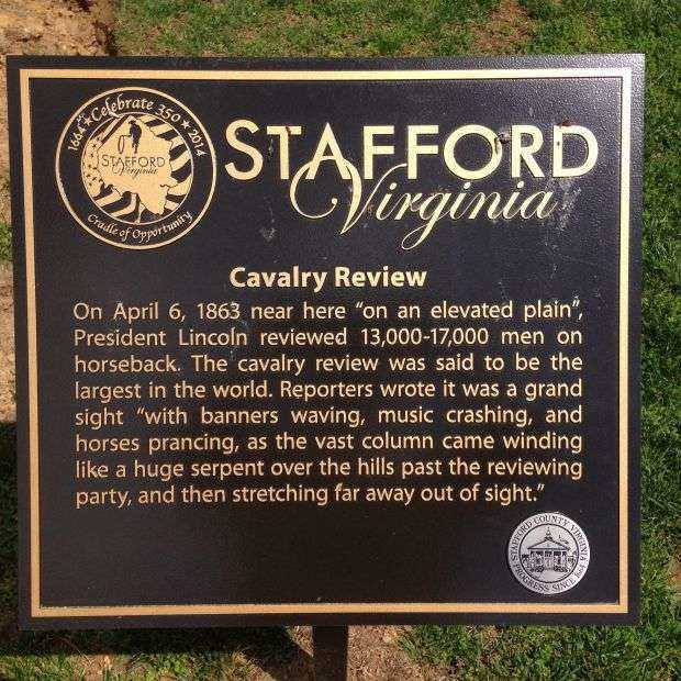 CAVALRY REVIEW WAR MEMORIAL MARKER