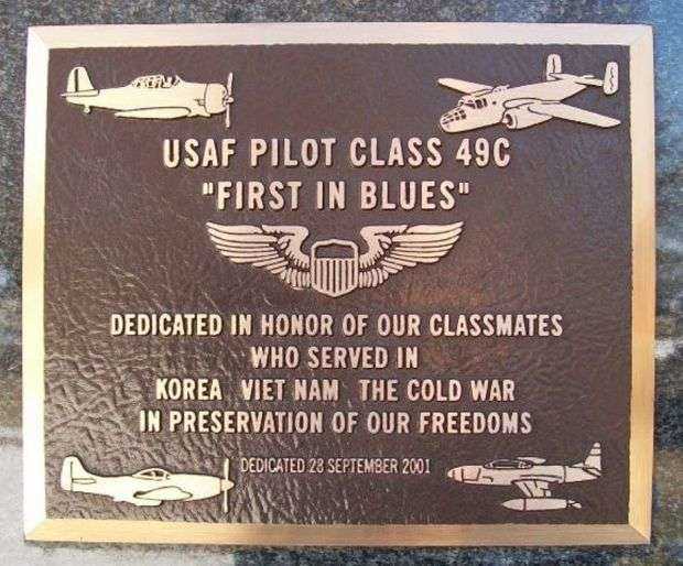 USAF PILOT CLASS 49C WAR MEMORIAL PLAQUE