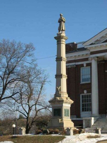 MERIDEN SOLDIERS MEMORIAL