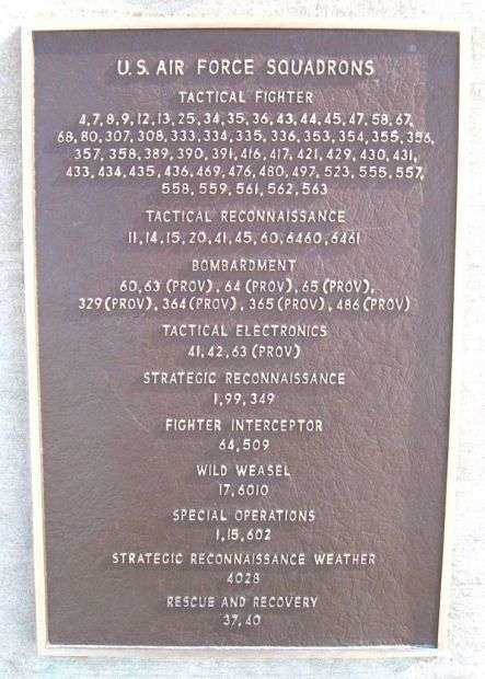 RED RIVER VALLEY FIGHTER PILOTS WAR MEMORIAL PLAQUE B