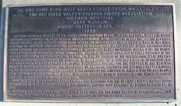 RED RIVER VALLEY FIGHTER PILOTS WAR MEMORIAL PLAQUE A