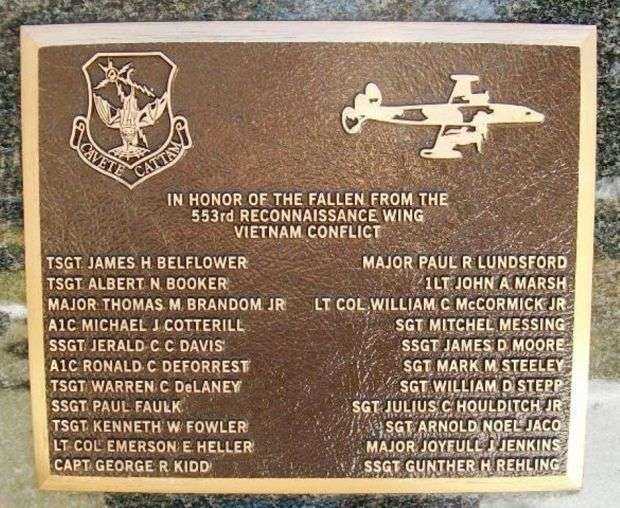 553RD RECONNAISSANCE WING WAR MEMORIAL PLAQUE