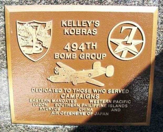 494TH BOMB GROUP WAR MEMORIAL PLAQUE