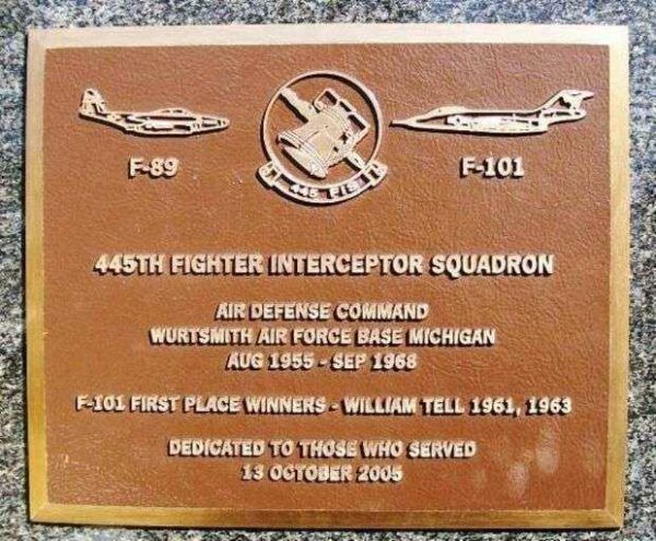 455TH FIGHTER INTERCEPTOR SQUADRON MEMORIAL PLAQUE