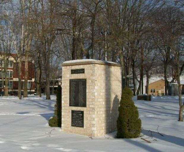 WEST WASHINGTON STREET WWII HONOR ROLL MEMORIAL