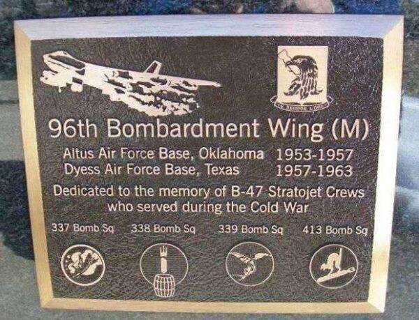 96TH BOMBARDMENT WING (M) MEMORIAL PLAQUE