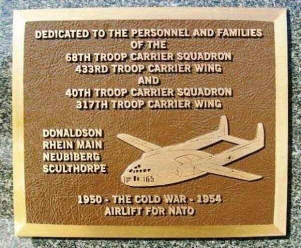 68TH & 40TH TROOP CARRIER SQUADRONS WAR MEMORIAL PLAQUE