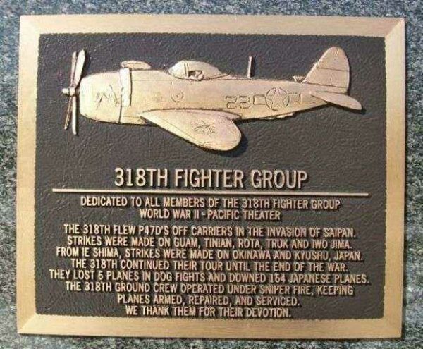 318TH FIGHTER GROUP WAR MEMORIAL PLAQUE