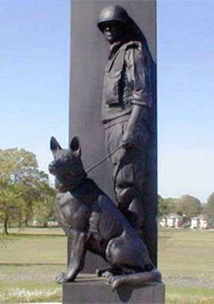 FORT BENNING WAR DOG MEMORIAL