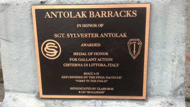 ANTOLAK BARRACKS MEDAL OF HONOR WAR MEMORIAL PLAQUE