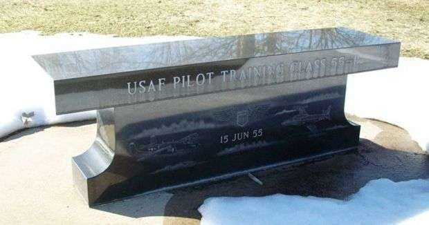 USAF PILOT TRAINING CLASS 55-P MEMORIAL BENCH