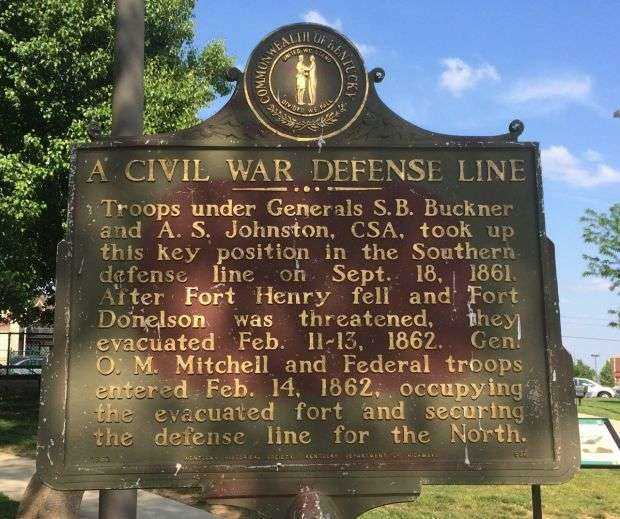 A CIVIL WAR DEFENSE LINE WAR MEMORIAL MARKER