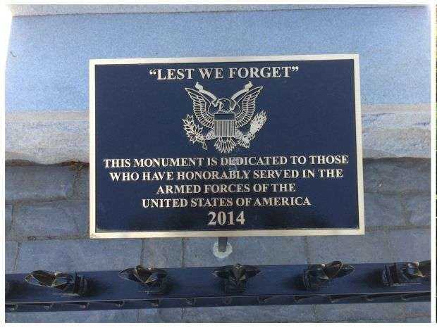 BELMONT WORLD WAR II MEMORIAL PLAQUE A