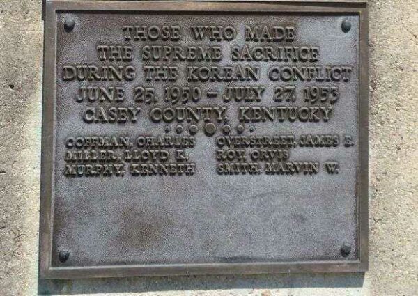 CASEY COUNTY WAR MEMORIAL PLAQUE D