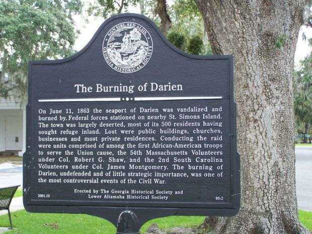 THE BURNING OF DARIEN WAR MEMORIAL MARKER