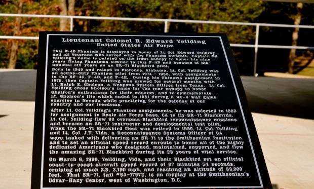 LIEUTENANT COLONEL R. EDWARD YEILDING WAR MEMORIAL AIRCRAFT PLAQUE