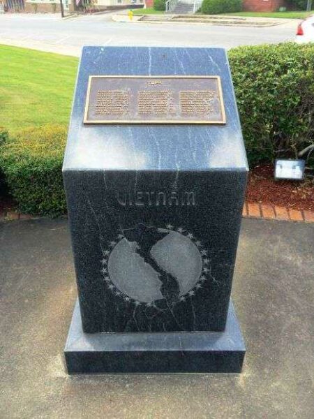 ESCAMBIA COUNTY VETERANS MEMORIAL STONE D
