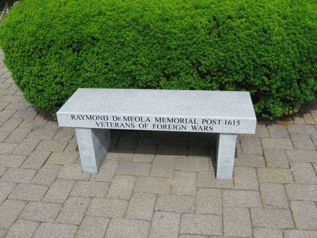 THE WALKWAY OF AMERICAN HEROES MEMORIAL BENCH B
