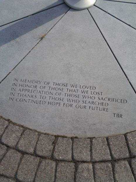 MANHASSET WAR VETERANS MEMORIAL FLAGPOLE DEDICATION STONE