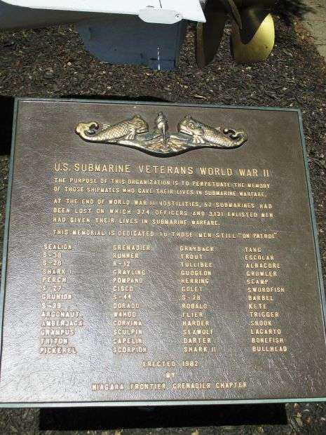 U.S. SUBMARINE VETERANS WORLD WAR II MEMORIAL PLAQUE