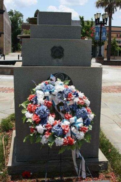 EMANUEL COUNTY VETERANS MEMORIAL