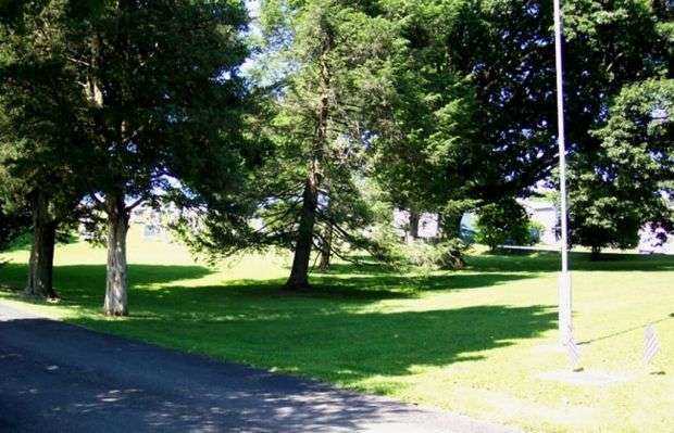JUNIATA COUNTY AVENUE OF TREES WAR MEMORIAL