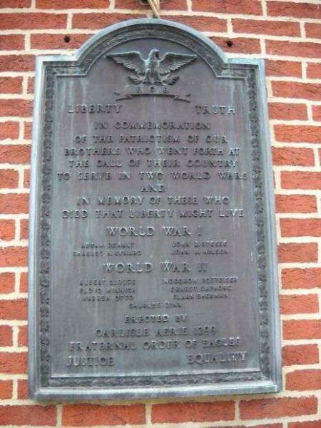 FRATERNAL ORDER OF EAGLES WORLD WARS MEMORIAL PLAQUE