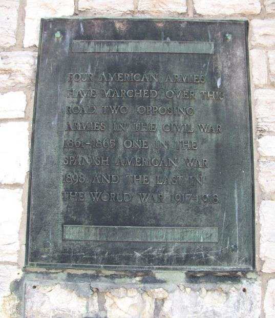 ROAD OF REMEMBRANCE MEMORIAL PLAQUE B