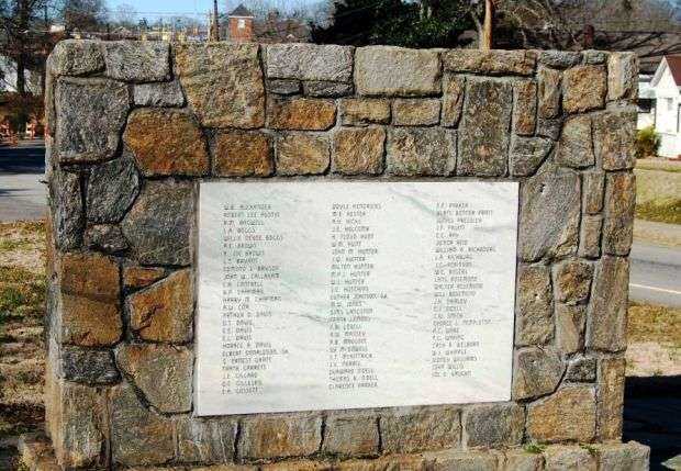 LIBERTY WORLD WAR VETERANS MEMORIAL BACK