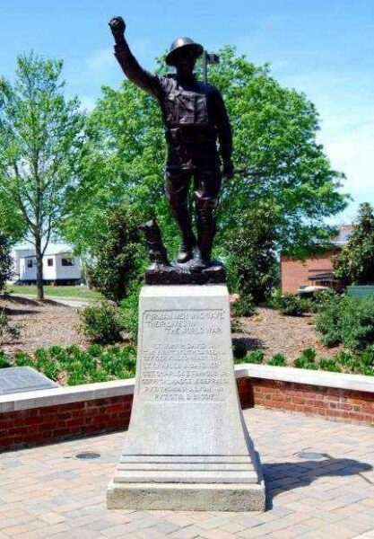 FURMAN UNIVERSITY WORLD WAR MEMORIAL
