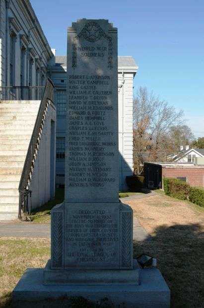WORLD WAR SOLDIERS MEMORIAL SIDE A