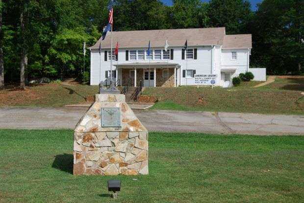 ANDERSON COUNTY WORLD WAR MEMORIAL