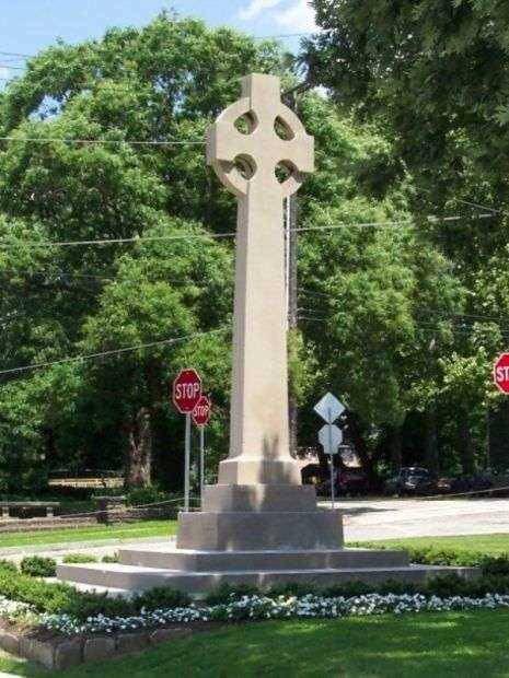 CHESTNUT HILL AND MT AIRY WORLD WAR MEMORIAL