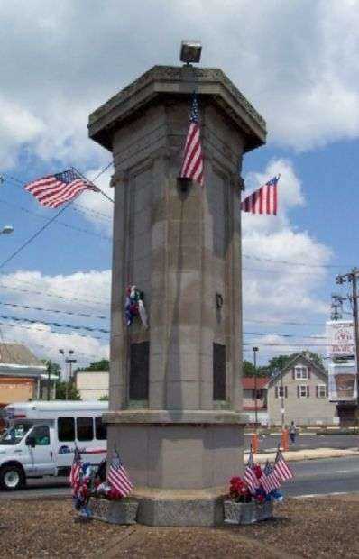 BURHOLME WORLD WAR I MEMORIAL PILLAR