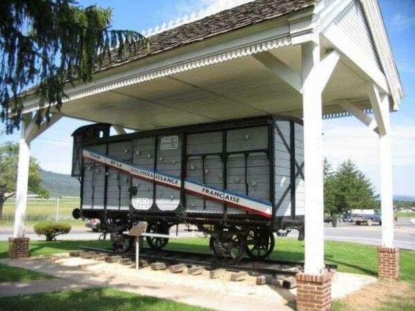 40 & 8 BOXCAR WAR MEMORIAL